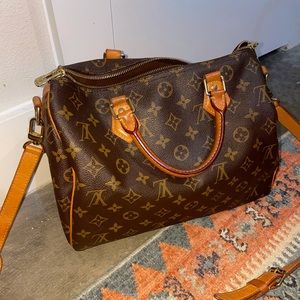 Louis Vuitton Speedy 30 monogram Bandouliere Crossbody purse bag! 100% authentic